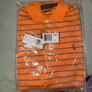 Short sleeve collared polo